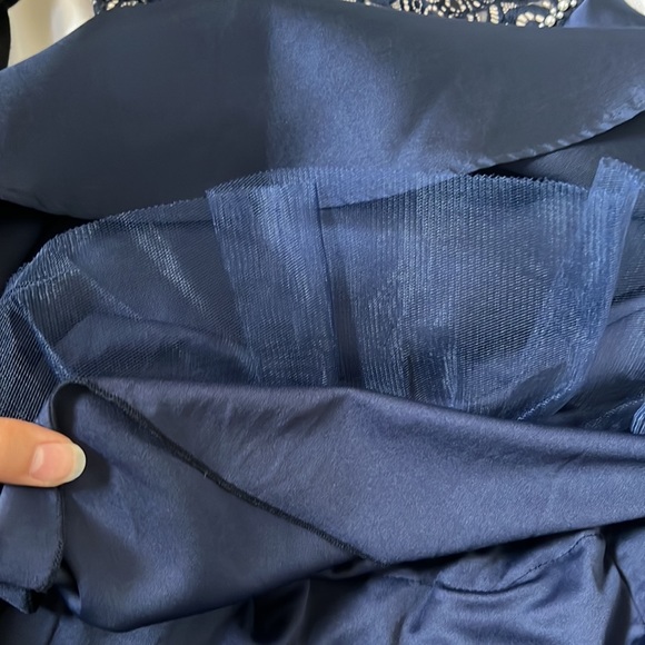 Speechless Kids | Size 16 Navy & Tan, Mesh & Pearl Elegant Formal Dress w Train - Picture 10 of 13